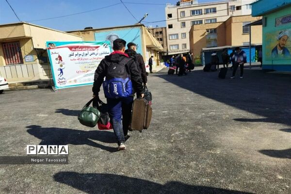 مراسم استقبال از ورزشکاران مسابقات کشوری والیبال و بسکتبال در شیراز