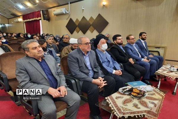 برگزاری بیست و نهمین اجلاس نماز در کانون فرهنگی تربیتی سمیه در شهرری