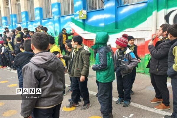 مسابقات جام بهمن در دبستان پانزده خرداد منطقه ۱۳