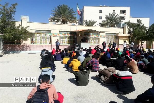 برگزاری دوره آموزشی آتش نشانی در مدارس جهرم