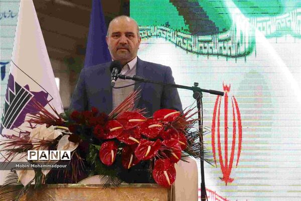 مراسم افتتاح ۲۱۰ پروژه صنعتی و معدنی و ۴۴ طرح زیرساختی شهرک‌ها و واحدهای صنعتی آذربایجان‌شرقی