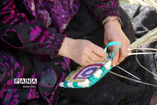 برگزاری جشنواره سنتی محلی در دبستان امام حسین(ع) شهرستان بهبهان