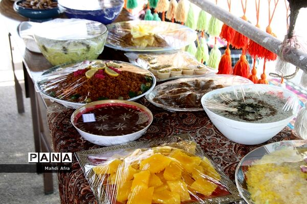 برگزاری جشنواره سنتی محلی در دبستان امام حسین(ع) شهرستان بهبهان