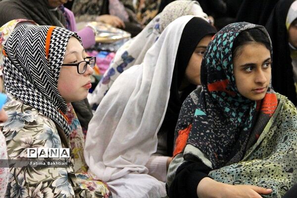 اعتکاف دختران در مسجد امام حسن عسگری(ع) ناحیه یک شهرری