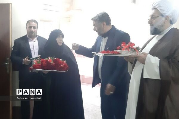 مراسم بدرقه اردوی راهیان نور در قیامدشت