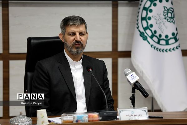 نشست خبری معاون پرورشی و فرهنگی وزیر آموزش و پرورش و رئیس سازمان دانش‌آموزی با اصحاب رسانه