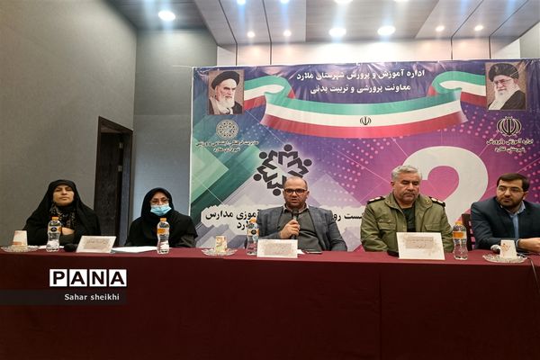 برگزاری نشست پرسش و پاسخ شورای دانش‌آموزی ملارد با مسئولان شهری