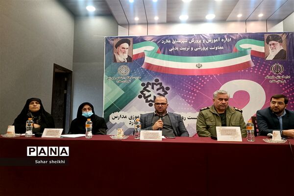برگزاری نشست پرسش و پاسخ شورای دانش‌آموزی ملارد با مسئولان شهری