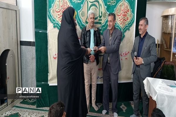 برگزاری ویژه‌برنامه‌ پیش اجلاسیه نماز و محفل انس با قرآن در فیروزکوه