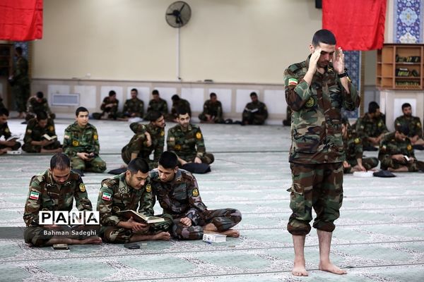 آئین معنوی اعتکاف در دانشگاه افسری امام علی(ع)