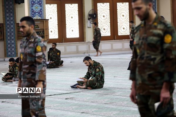 آئین معنوی اعتکاف در دانشگاه افسری امام علی(ع)