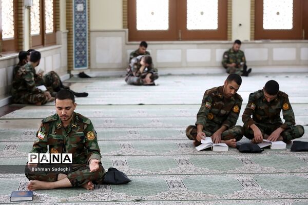 آئین معنوی اعتکاف در دانشگاه افسری امام علی(ع)