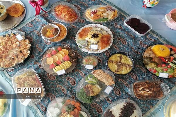 برگزاری جشنواره فرهنگ بومی استان فارس در ناحیه ۴ شیراز