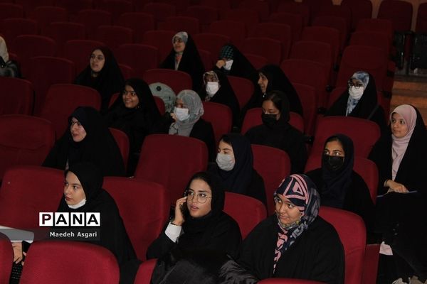 نشست دانش‌آموزی «خوشه پروین» درقم