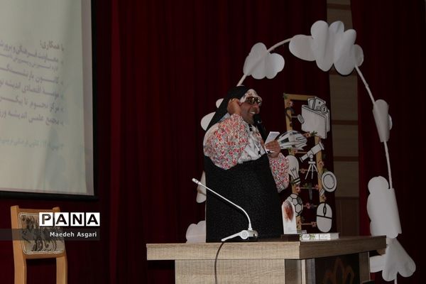 نشست دانش‌آموزی «خوشه پروین» درقم