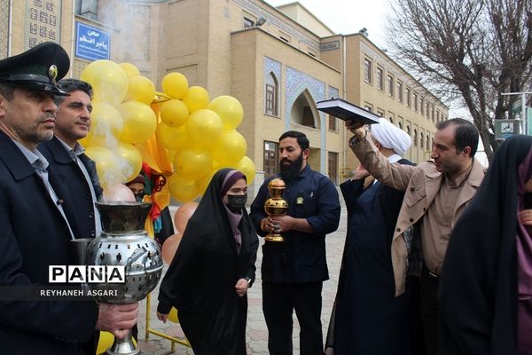 مراسم بدرقه اردوی «زیارت‌‌اولی‌ها» به مقصد مشهد مقدس