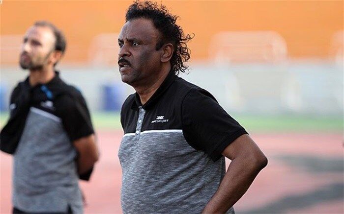 علی فیروزی :داوران نباید تلافی اشتباهات علیه پرسپولیس را سر ما خالی کنند