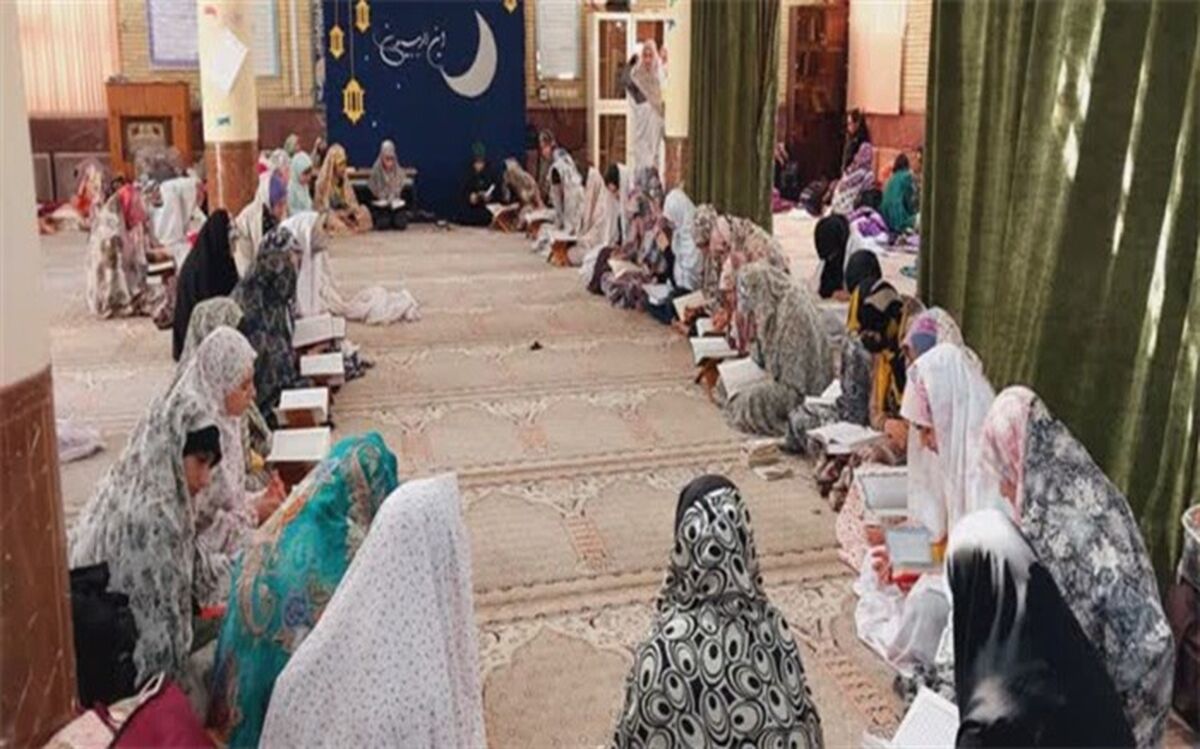 اعتکاف دانش‌آموزی ویژه دختران در بوشهربرگزار شد