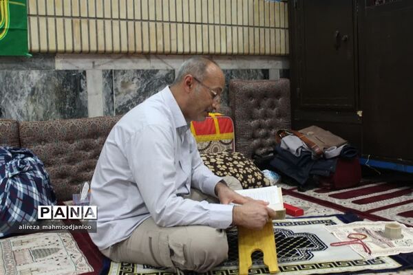 مراسم معنوی اعتکاف در گلوگاه