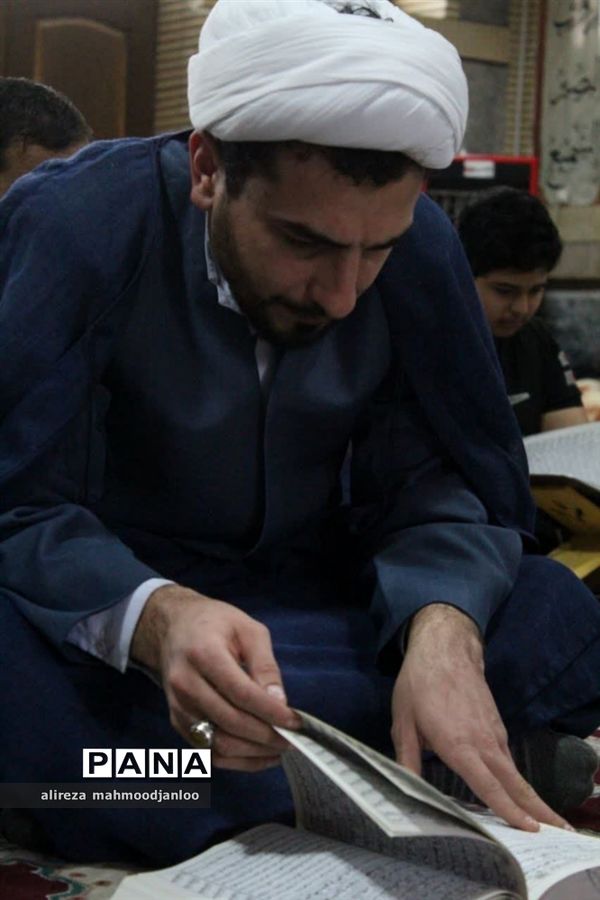 مراسم معنوی اعتکاف در گلوگاه