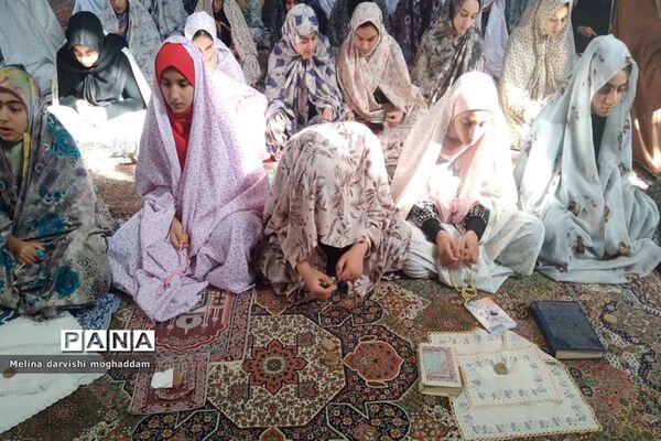 آیین اعتکاف دانش‌آموزی در تربت جام