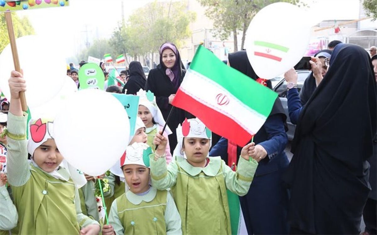 برنامه‌های شاد و متنوع ویژه کودکان در راهپیمایی ۲۲ بهمن اجرا می‌شود