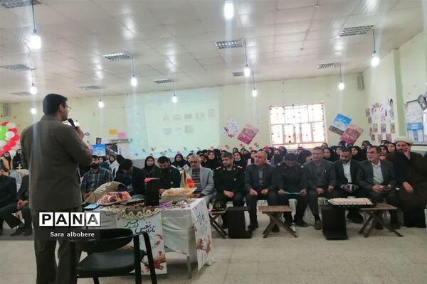 افتتاح نمایشگاه مدرسه انقلاب در شادگان