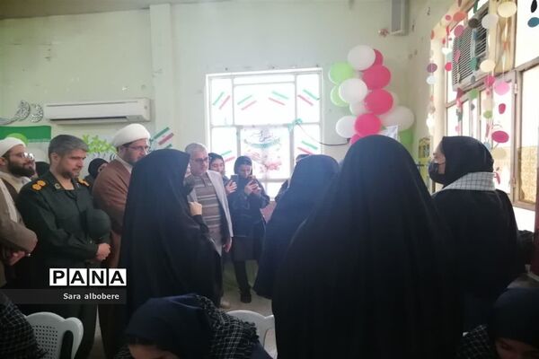 افتتاح نمایشگاه مدرسه انقلاب در شادگان