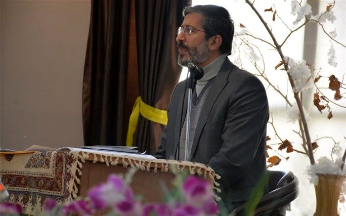 امروز بر هر ایرانی‌ مسلمان واجب است تا در جهت اعتلای فرهنگ امر به معروف  و نهی از منکر کوشا باشد