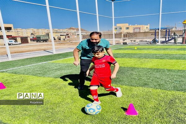 تجدید خاطره دانش‌آموزان قدیم