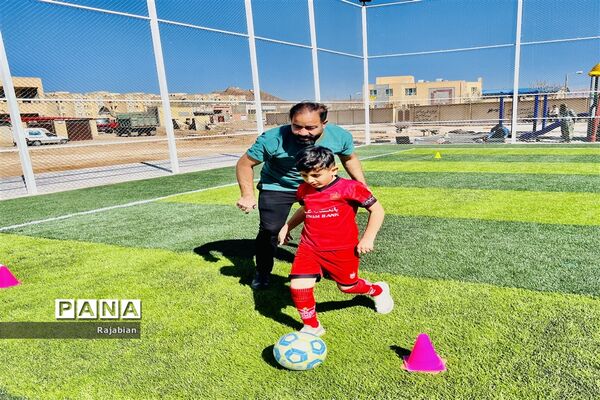 تجدید خاطره دانش‌آموزان قدیم