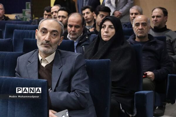 جشن انقلاب کارکنان ستادی اداره‌کل آموزش و پرورش آذربایجان شرقی