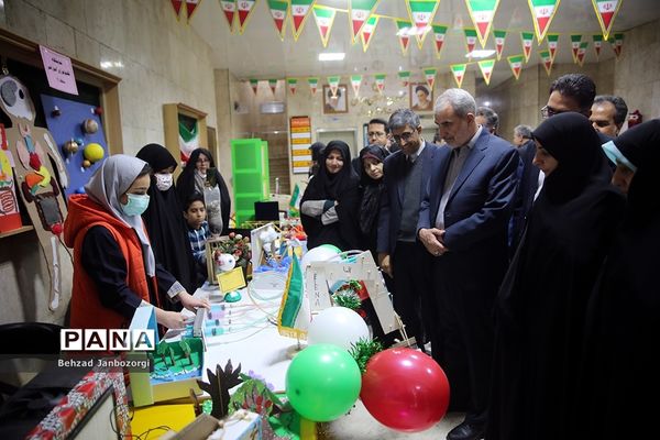 جشن بزرگ «نونهالان گام دوم انقلاب اسلامی»