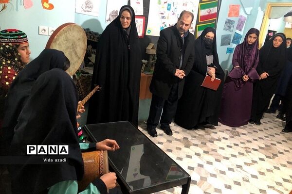 برگزاری جشنواره آیین‌های سرزمین من در دبیرستان دخترانه سما رودهن