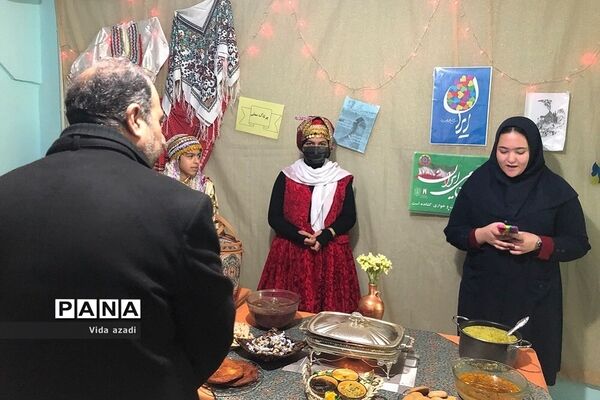 برگزاری جشنواره آیین‌های سرزمین من در دبیرستان دخترانه سما رودهن