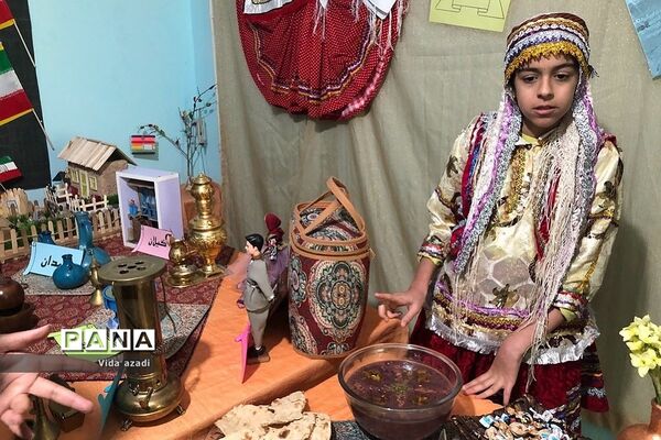 برگزاری جشنواره آیین‌های سرزمین من در دبیرستان دخترانه سما رودهن