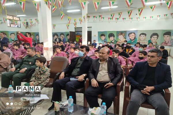 مراسم معنوی لاله‌های روشن در دبیرستان شهیدان نحوی شهرستان بهبهان