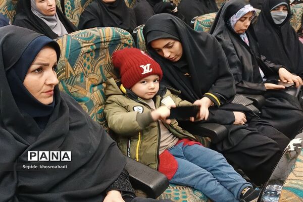 برگزاری نشست امور بانوان و خانواده در کانون فرهنگی پاکدشت