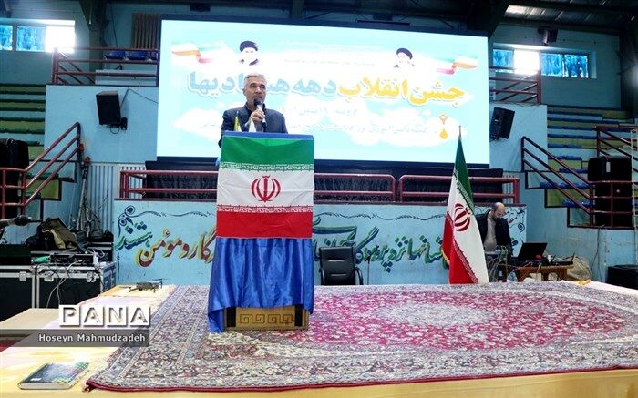 دهه هشتادی‌ها باید حافظان دستاوردهای انقلاب باشند