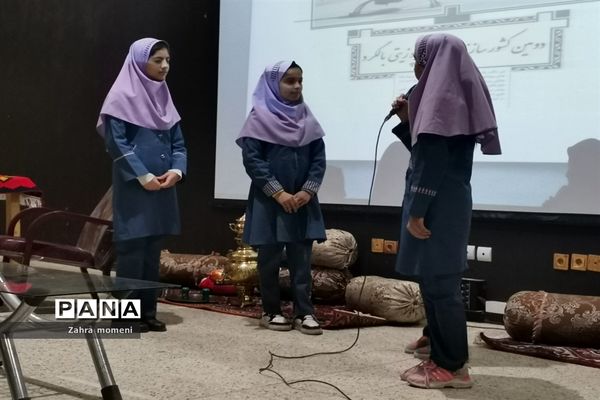 کارگاه آموزشی پیامدهای رویکرد آموزشی و فرهنگی و تربیت تک ساحتی و چند ساحتی در اقلید