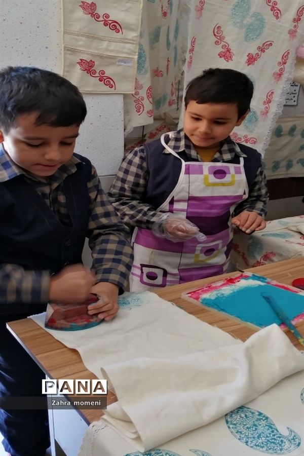 کارگاه آموزشی پیامدهای رویکرد آموزشی و فرهنگی و تربیت تک ساحتی و چند ساحتی در اقلید