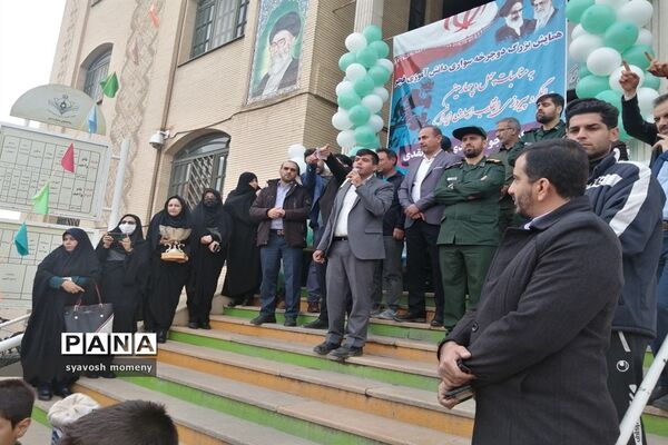 همایش بزرگ دوچرخه سواری دانش‌آموزان در شیراز