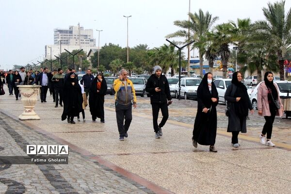 همایش پیاده‌روی خانوادگی صبح و نشاط در بوشهر