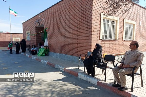 برگزاری جشن پیروزی انقلاب در دبستان بنت‌الهدی فشافویه