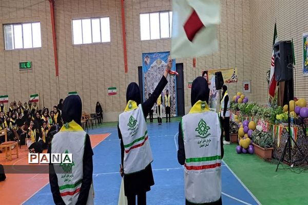 برگزاری همایش بزرگ استانی یاوران انقلاب در  اصفهان-1