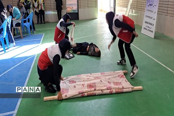 برگزاری همایش بزرگ استانی یاوران انقلاب در  اصفهان-1