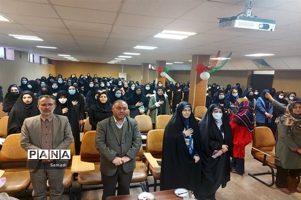 جشن چهل و چهارمین سالگرد پیروزی انقلاب در دبیرستان فرهنگ دختران منطقه ۱۳