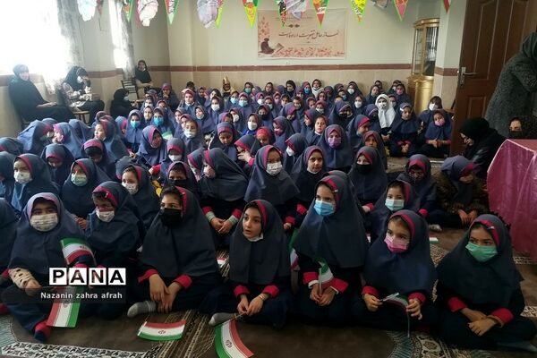 جشن دهه فجر در مدارس روستایی رودهن