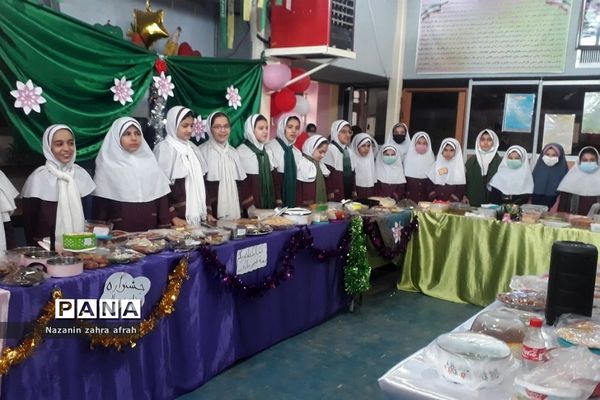 برگزاری جشنواره فجر و سلامت در دبستان حضرت زهرا(س) ۲ رودهن