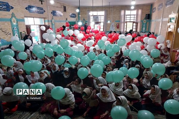 جشن پیروزی انقلاب در مدارس یزد